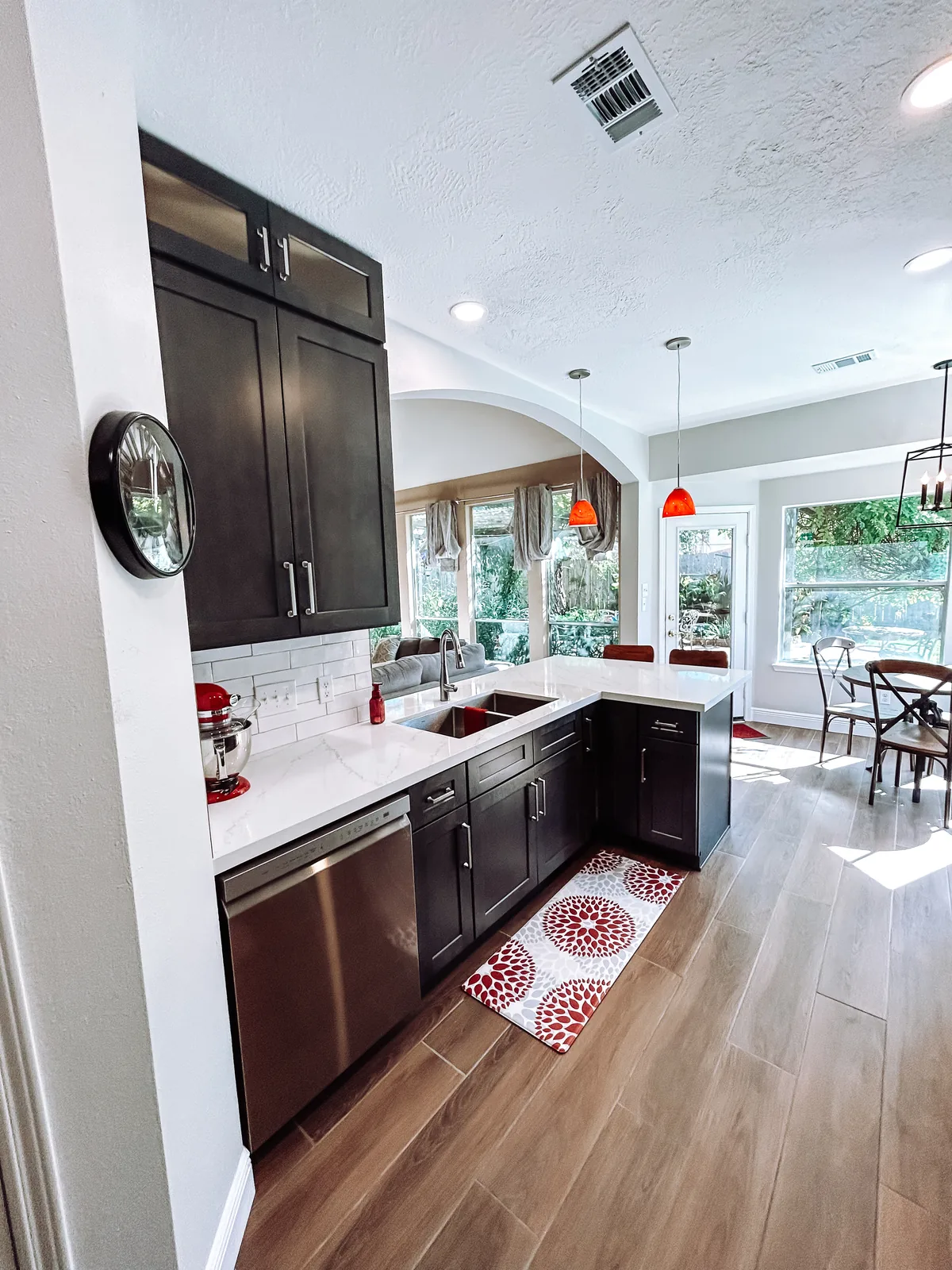 High-end kitchen remodel with pendant lighting, Manvel, TX